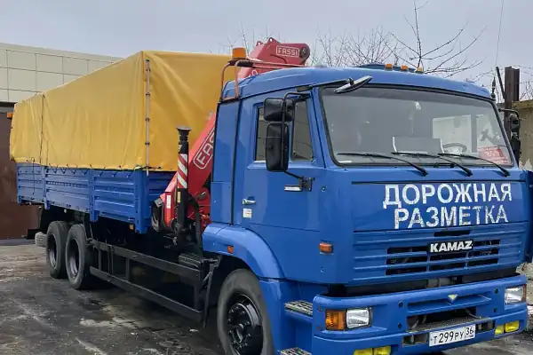 КАМАЗ с краном-манипулятором